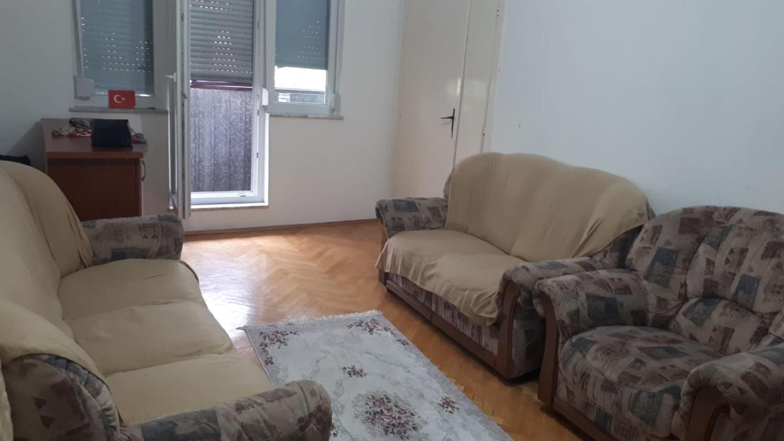 Makedonyada Kiralik Ev Ve Arac Hizmeti Ile Birlikte Apartment Skopje Exterior photo